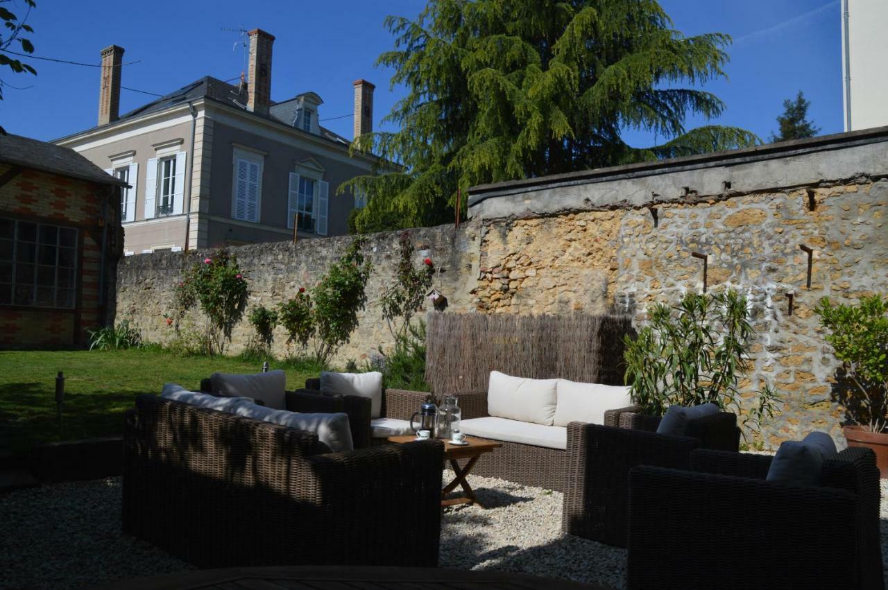 Chambre D'Hotes Les Ecuries 勒芒 外观 照片